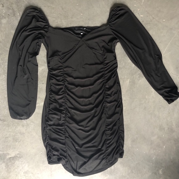 NWT PrettyLittleThing long sleeve bodycon black dress size 12 - Picture 2 of 5